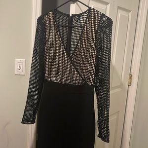 Elegant Black and Gold Long Sleeve jumpsuit